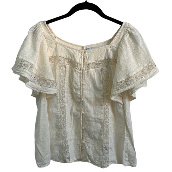 ❌SOLD❌ Old Navy | Clip Dot Crochet Lace Button Front Blouse - Picture 3 of 13